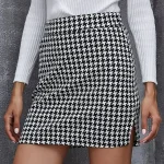 9740132.webp